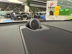 Volvo XC60 B5 AWDLuxury Edition - фото 10
