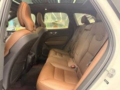 Volvo XC60 B5 AWDLuxury Edition - фото 12