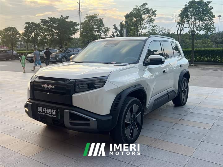 3 501KM AWDUltra Edition - автомобиль из Китая