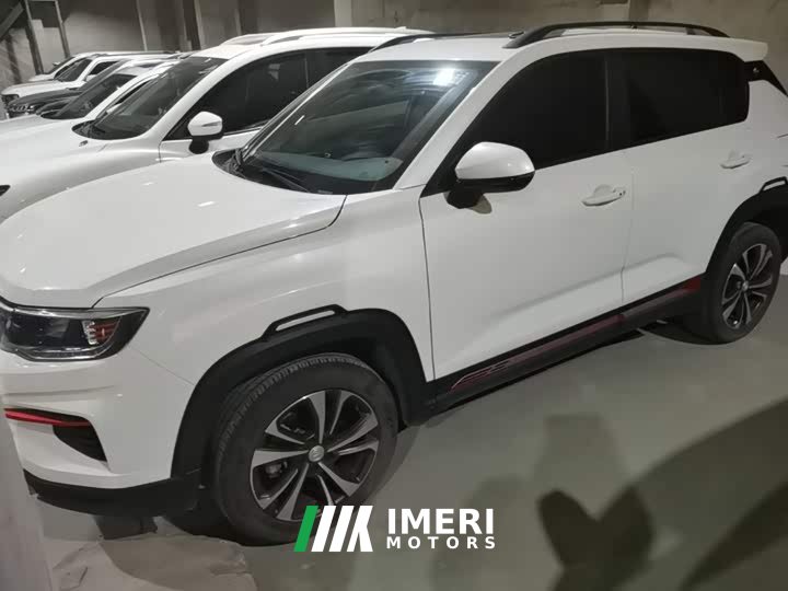 Changan CS35PLUS 1.6L Luxury Edition - автомобиль из Китая