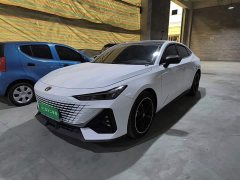 Changan UNI-V 1.5T Premium Version - фото 1