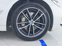 BMW 5 Series New Energy 535Le M Sports Package - фото 6