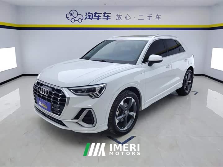 Audi Q3 35 TFSI Fashionable and Dynamic - автомобиль из Китая