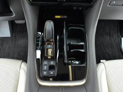BMW 2.5L Edition - фото 11