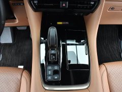 BMW 2.5L Premium Edition - фото 9