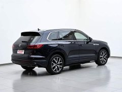 Volkswagen Touareg 3.0TSI Ruixiang Edition Classic Sports Package - фото 7