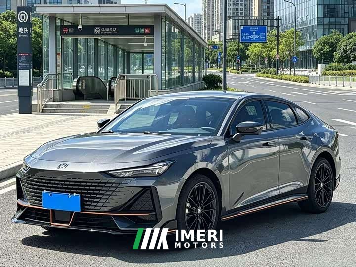 Changan UNI-V 1.5T Edition - автомобиль из Китая
