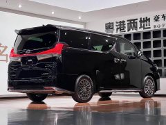 Lexus LM 300h Edition - фото 10