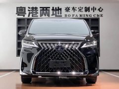 Lexus LM 300h Edition - фото 2