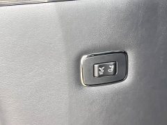 Lexus LM 300h Edition - фото 13