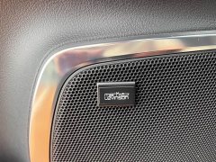 Lexus LM 300h Edition - фото 18