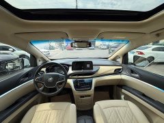 Buick GL8 Land Business Class 652T Luxury - фото 4