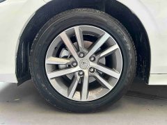 BMW 240TURBO CVT Plus - фото 3