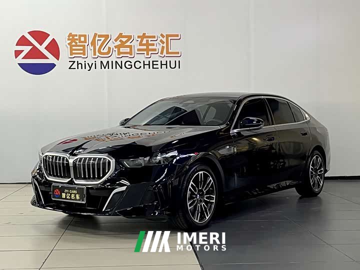 BMW 5 530Li Version M - автомобиль из Китая