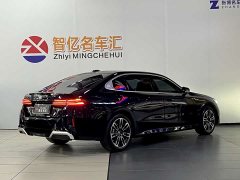 BMW 5 530Li Version M - фото 4