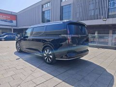 Volvo EM90 Ultra - фото 10