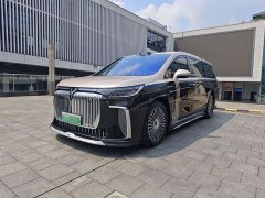 Voyah PHEV AWDFlagship Edition - фото 1
