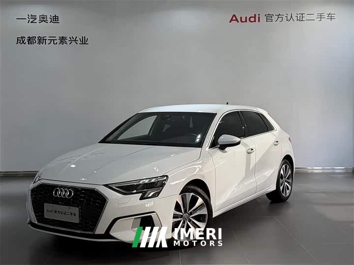 Audi A3 Sportback 35 TFSI Version