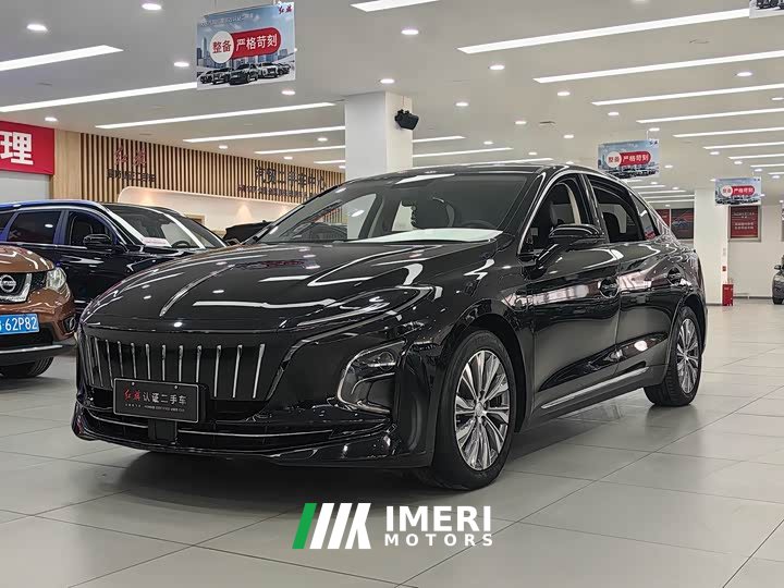 FAW E-QM5 431km Edition - автомобиль из Китая