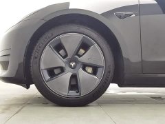 Tesla Model 3 Edition - фото 17