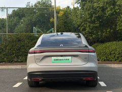 Nio EC6 75kWh - фото 15