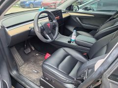 Tesla Model Y Edition - фото 3