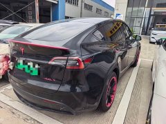 Tesla Model Y Edition - фото 7