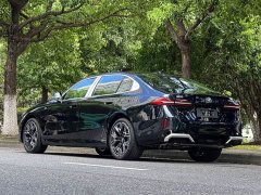 BMW 5 530Li Deluxe Version M - фото 6