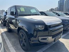 Land Rover 90 3.0T X-Dynamic HSE - фото 1