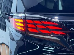 Mercedes-Benz 2.5L Edition - фото 9