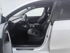 Tesla Model Y Long Range Edition - фото 10