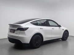 Tesla Model Y Long Range Edition - фото 2