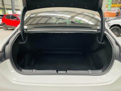 Mercedes-Benz EQE 350 Luxury Edition - фото 17