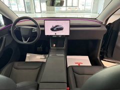 Tesla Model Y Edition - фото 6