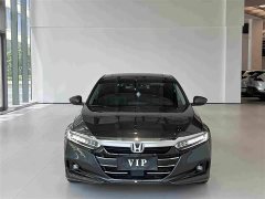 Mercedes-Benz PHEV 2.0L Edition - фото 2