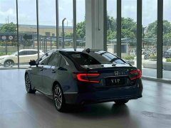 Mercedes-Benz PHEV 2.0L Edition - фото 9
