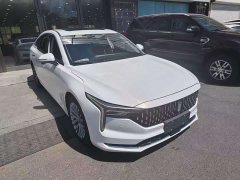 Lynk & Co Pentium B70 third generation 1.5T automatic enjoyment type 70th anniversary commemorative edition - фото 3