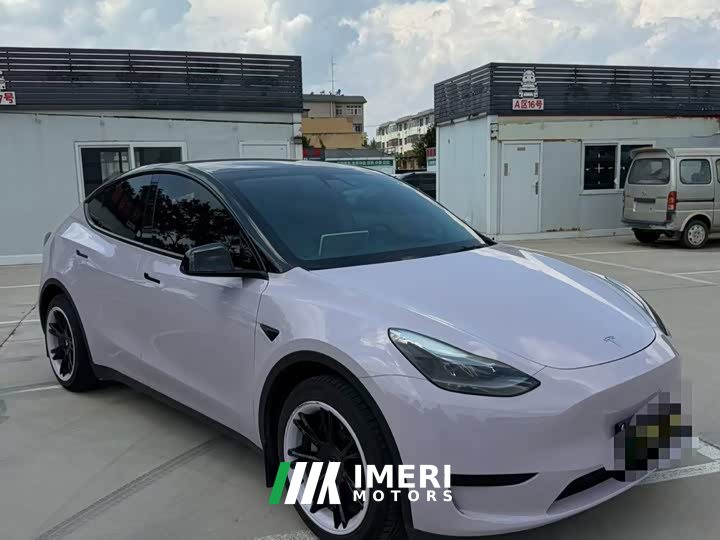 Tesla Model Y Edition