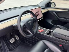 Tesla Model Y Edition - фото 6