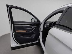 BYD PLUS 1.5T Premium Version - фото 8