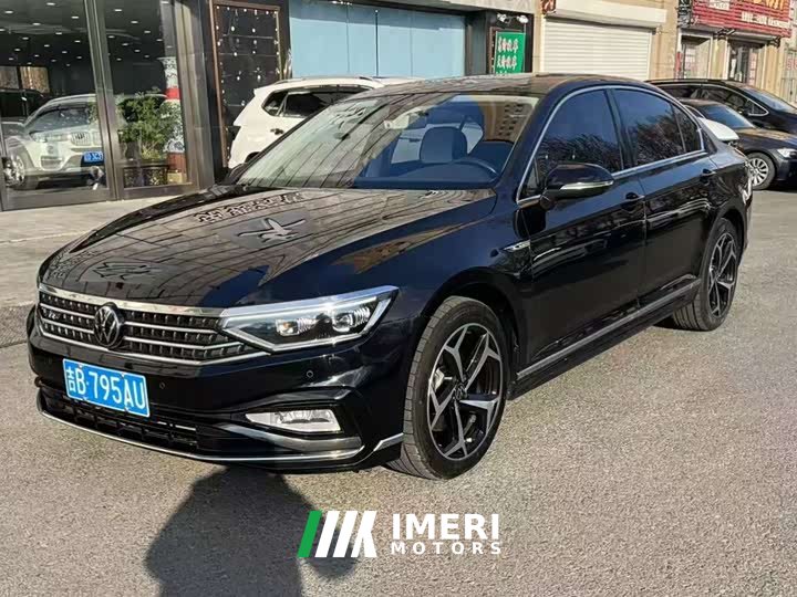 Volkswagen Magotan 2023 2 Million Edition 330TSI DSG Luxury