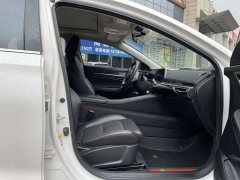 Lynk & Co Eado PLUS Blue Whale NE 1.4T GDI DCT Premium - фото 6