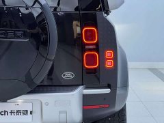Land Rover 110 3.0T P400 Edition - фото 4