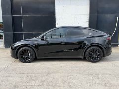 Tesla Model Y Edition - фото 17