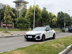 Changan UNI-V 1.5T Premium Version - фото 1