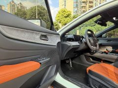 Changan UNI-V 2.0T Version - фото 8