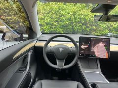 Tesla Model Y Edition - фото 5