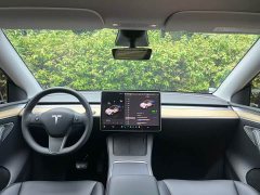 Tesla Model Y Edition - фото 6