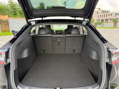 Tesla Model Y Edition - фото 15