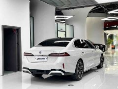 BMW 5 525Li M - фото 11